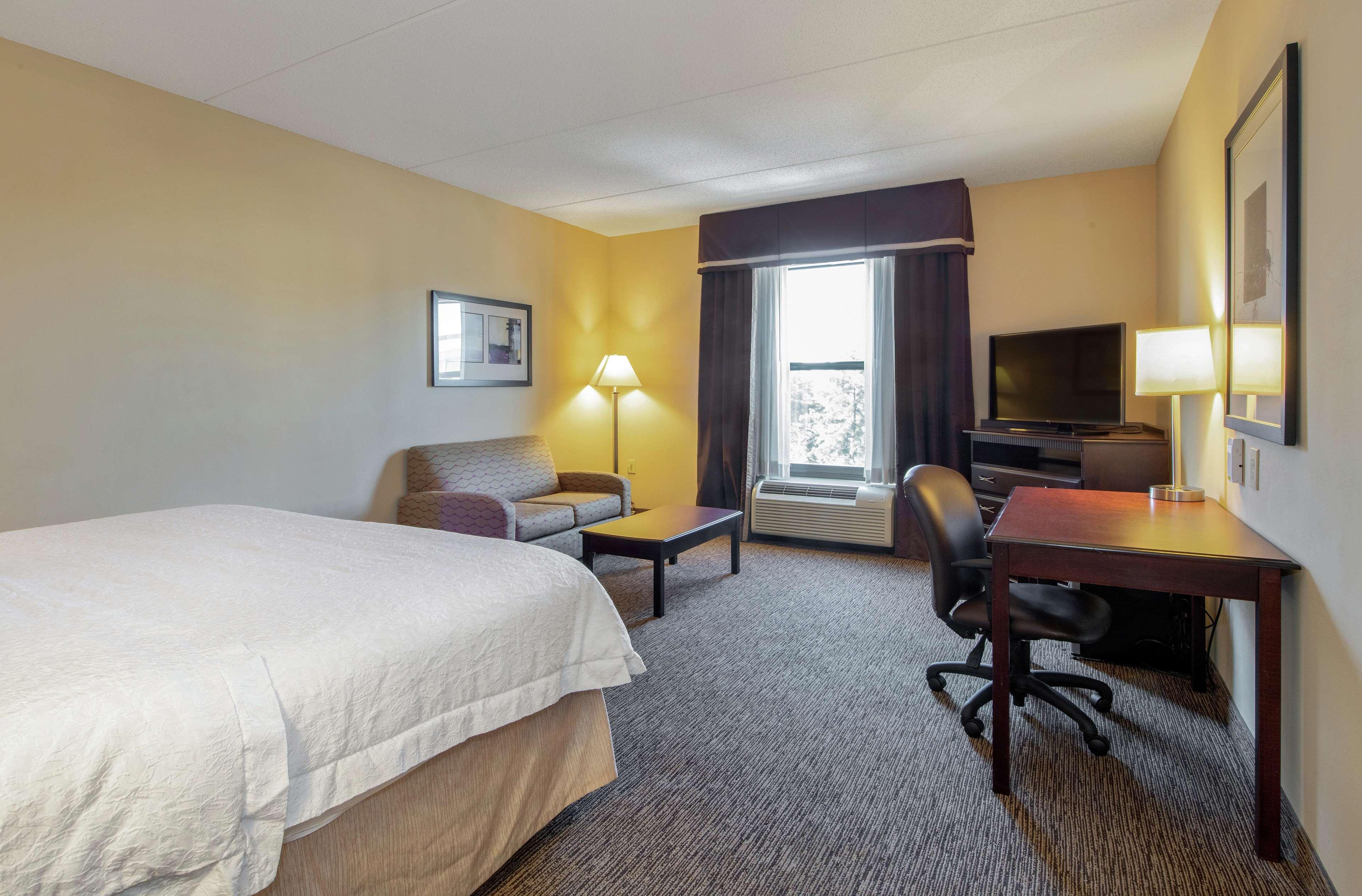Hampton Inn & Suites Burlington Exteriér fotografie