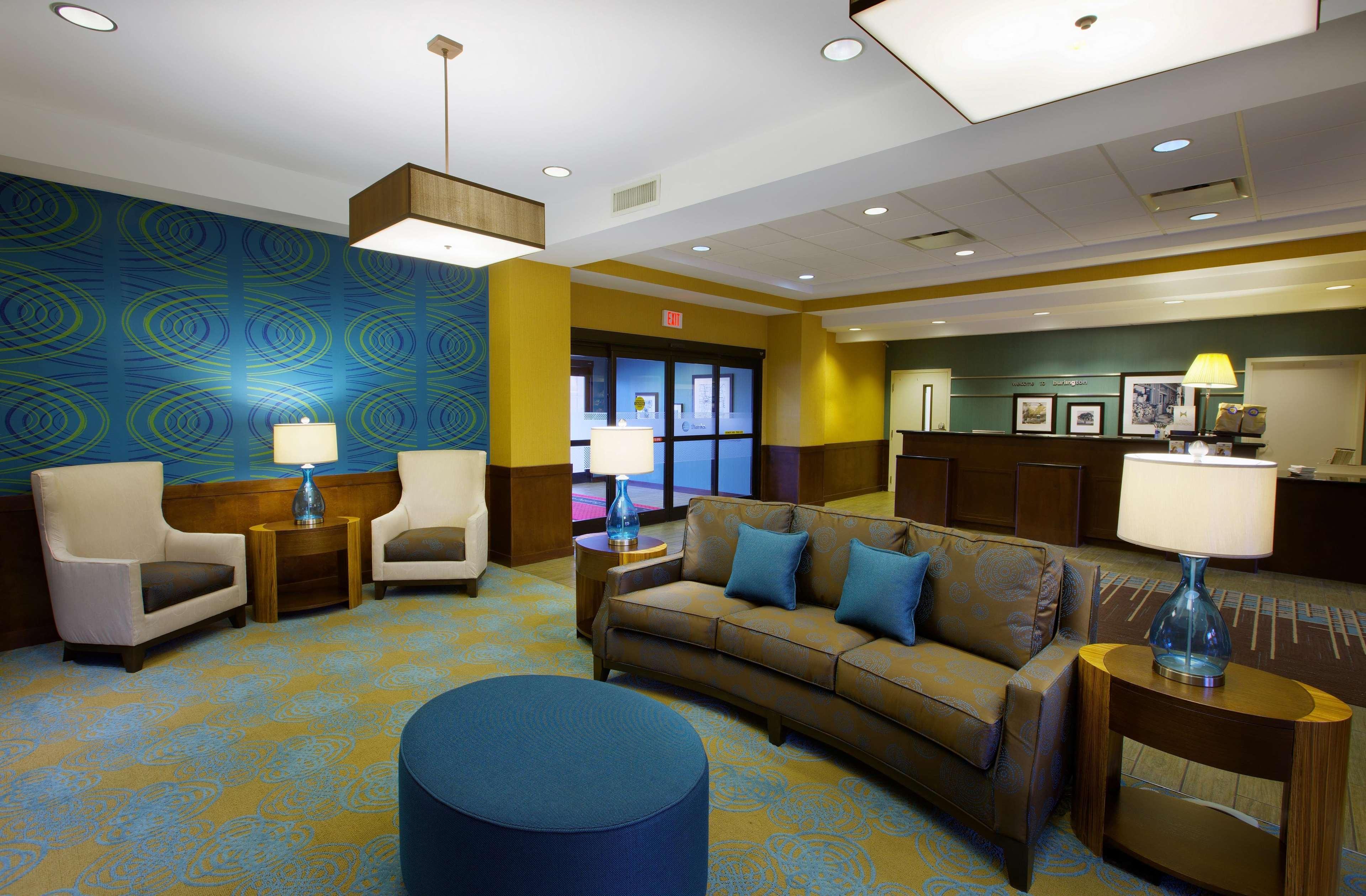 Hampton Inn & Suites Burlington Exteriér fotografie