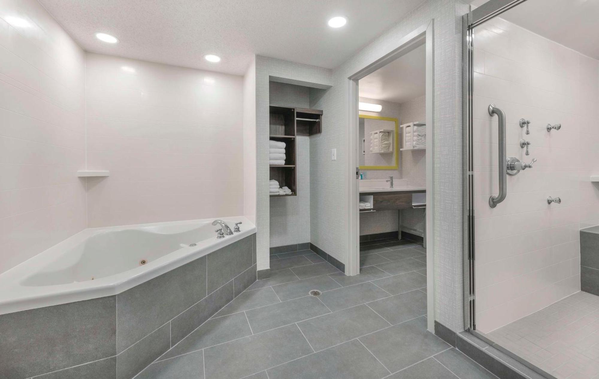 Hampton Inn & Suites Burlington Exteriér fotografie
