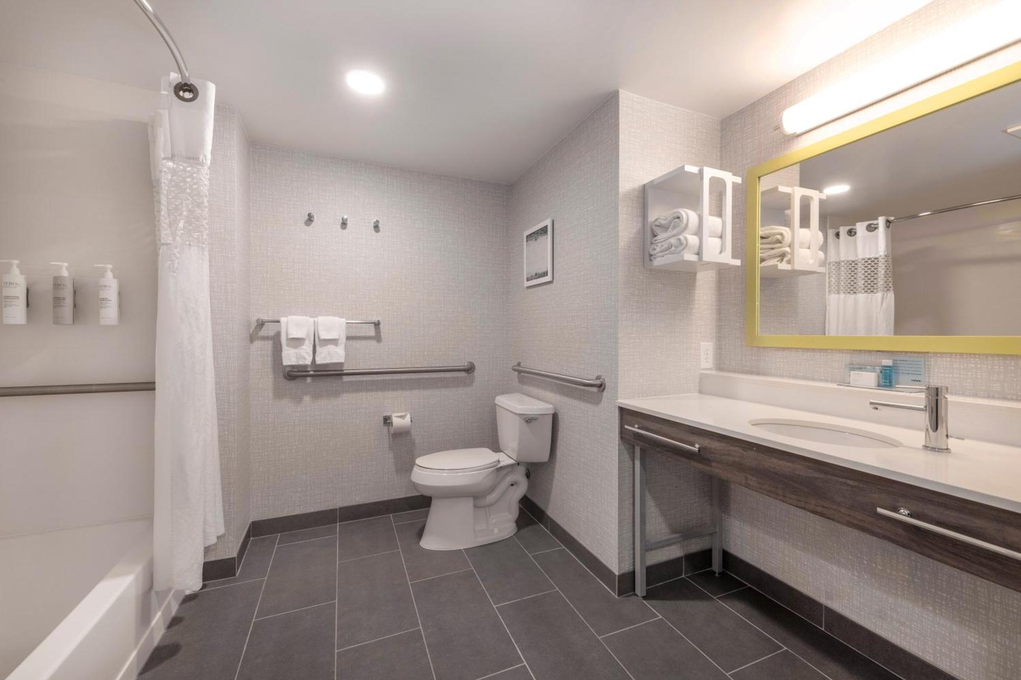 Hampton Inn & Suites Burlington Exteriér fotografie
